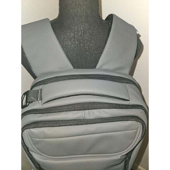 New! FENRUIEN Business Travel Backpack, Expandable Computer Backpack with USB - Picture 4 of 16